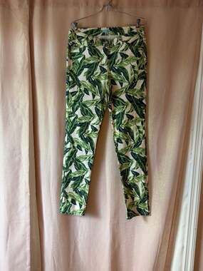 J.McLaughlin Lexi Palm Print Stretch Denim Slim Leg Jeans Green White Size 8